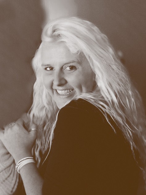 VAN LAEREN Sofie sepia VAN LAEREN Sofie sepia