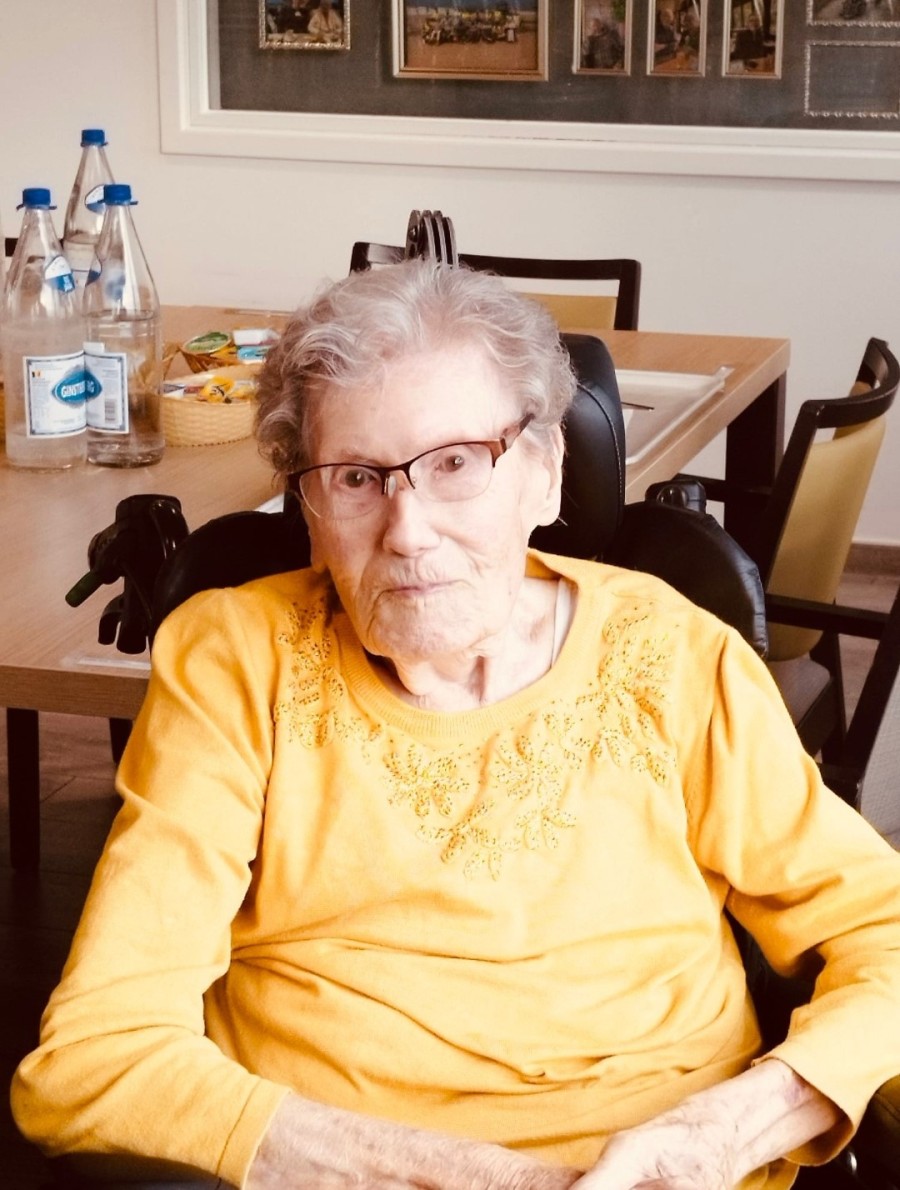 Screenshot_2024-12-30-22-07-18-720_com.whatsapp Screenshot_2024-12-30-22-07-18-720_com.whatsapp